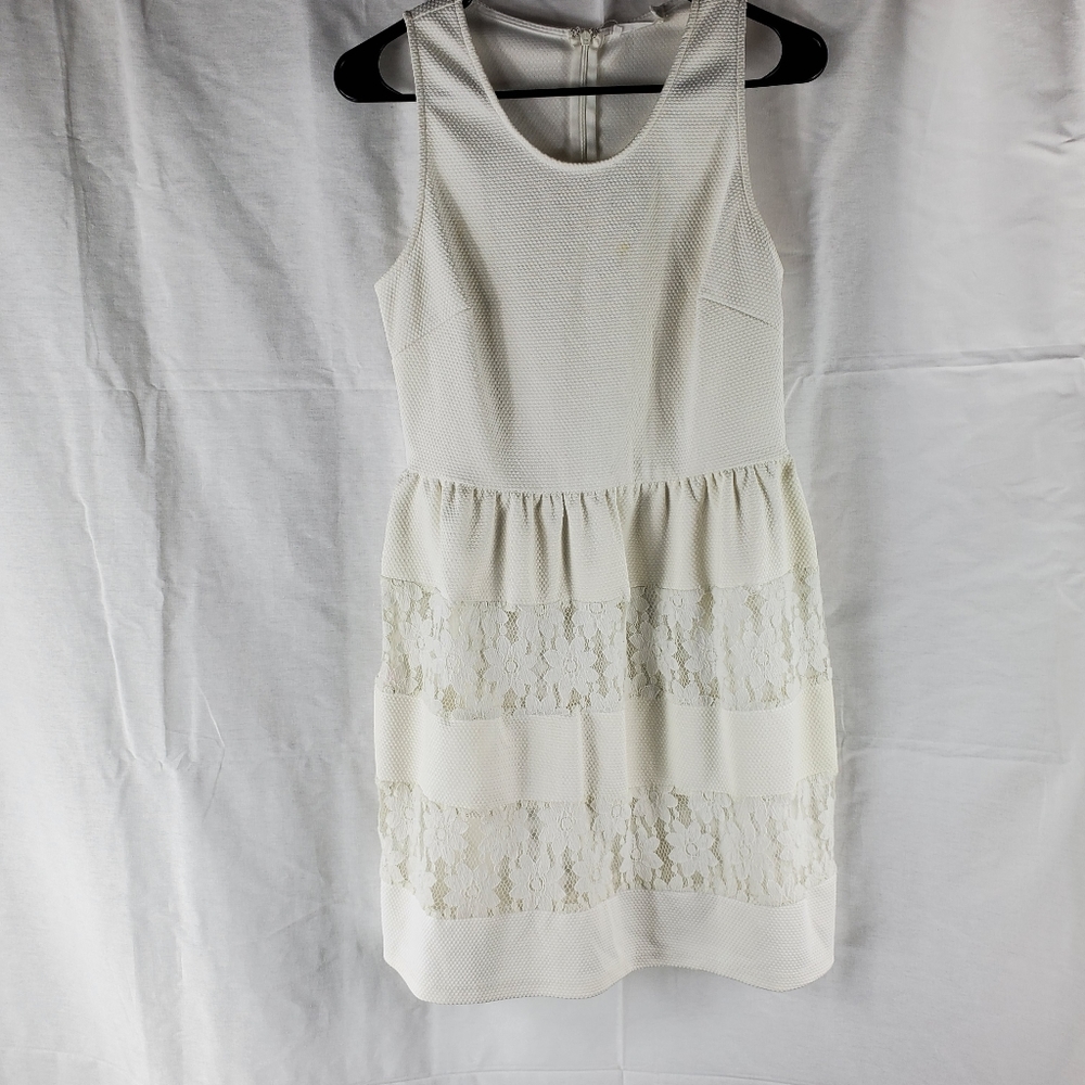 girls large dresd